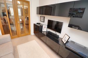 DIXON WAY- click for photo gallery